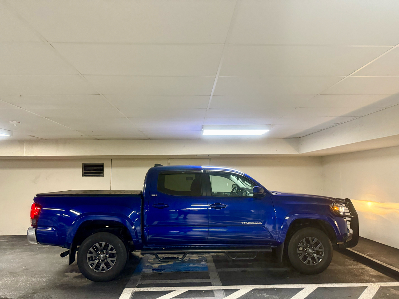 Toyota Tacoma 2WD Double Cab V6 AT SR5 (Natl) 2022
