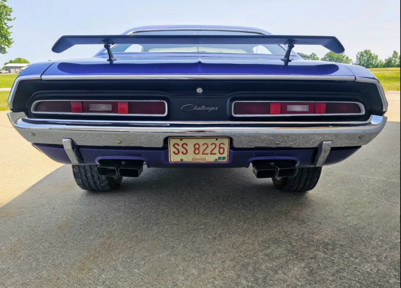 Dodge Challenger 2dr Cpe R/T 1971