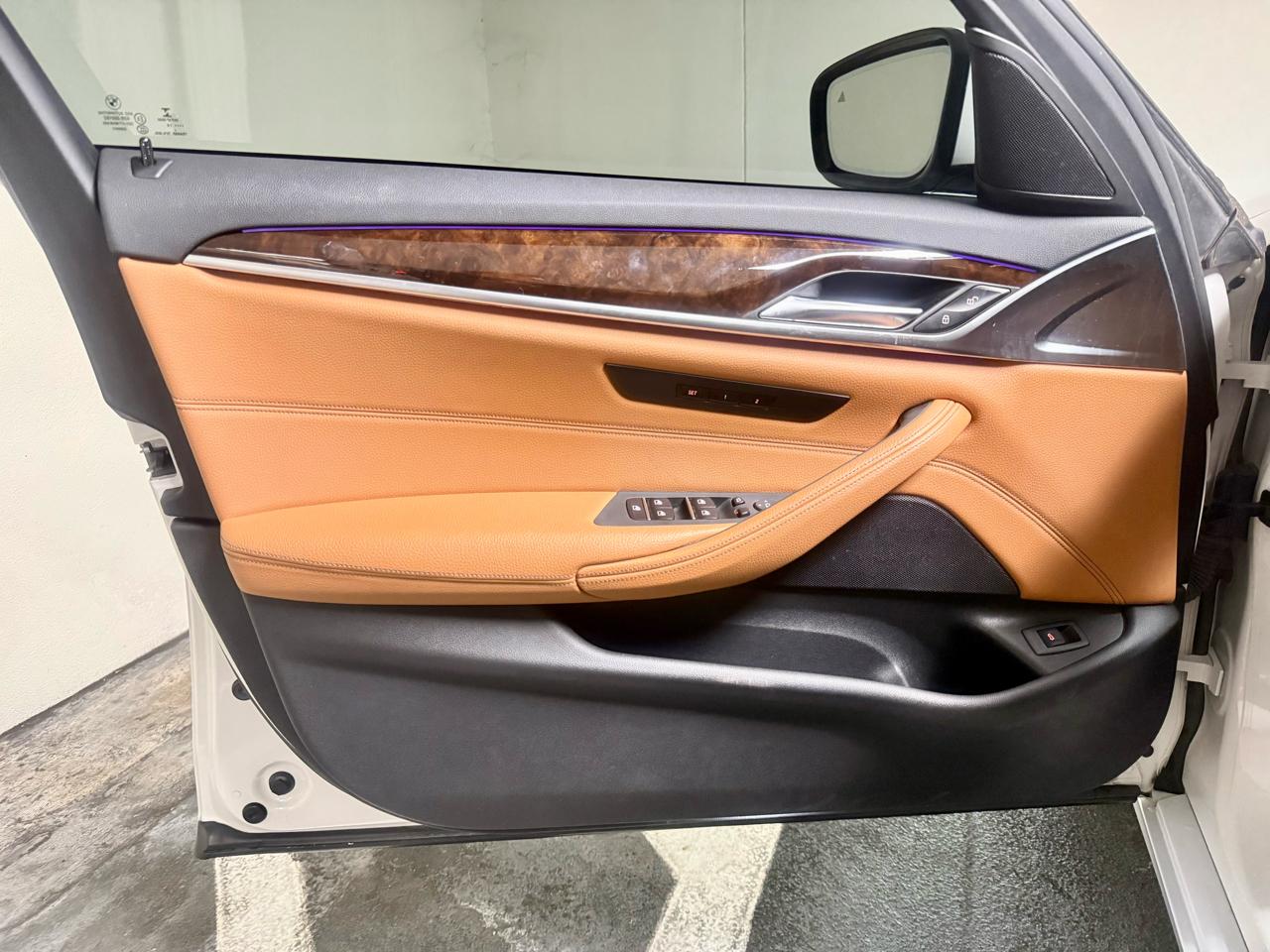 BMW 5-Series 540i xDrive Sedan 2019