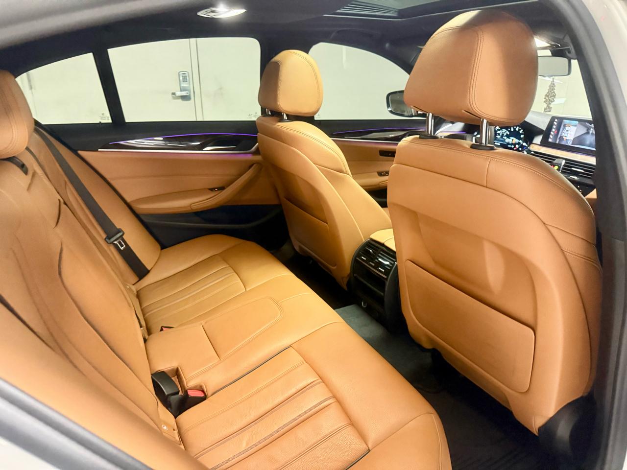 BMW 5-Series 540i xDrive Sedan 2019