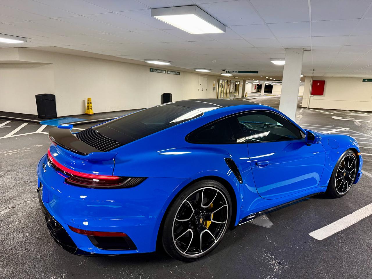 Porsche 911 2dr Cpe Turbo S 2023