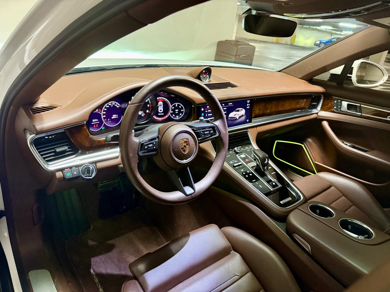 Porsche Panamera RWD 2022