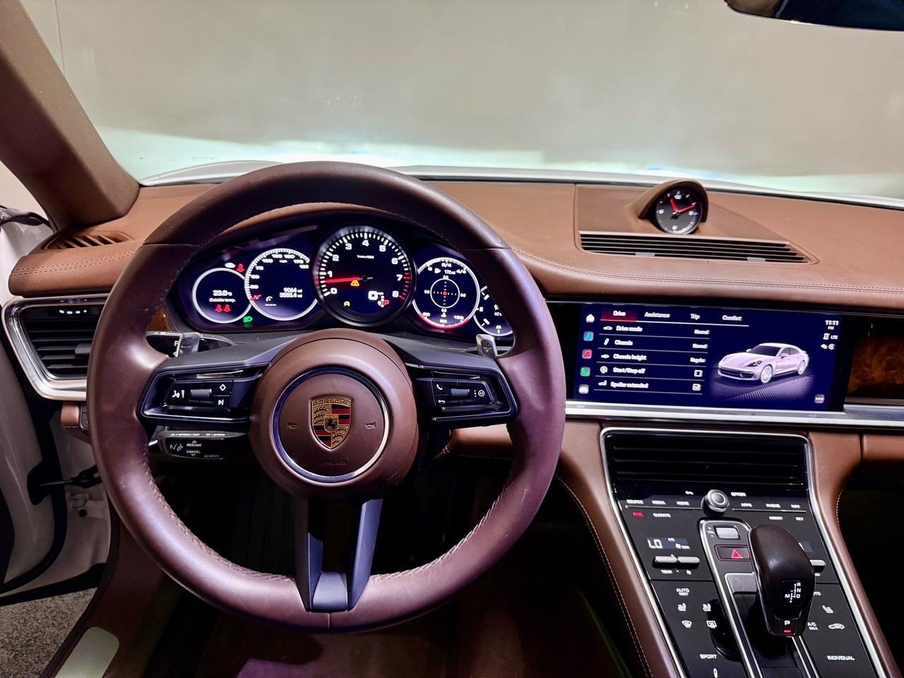 Porsche Panamera RWD 2022