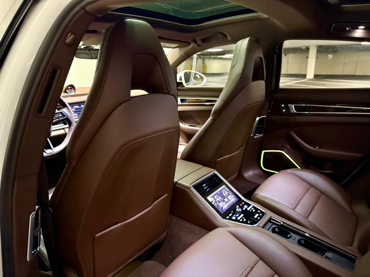 Porsche Panamera RWD 2022