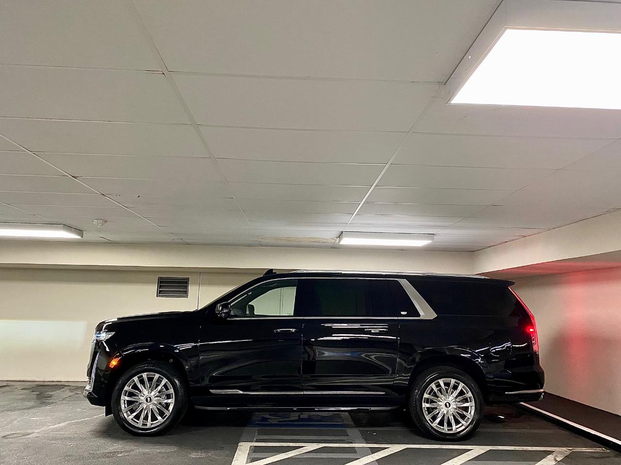 Cadillac Escalade ESV 4WD 4dr Premium Luxury 2023