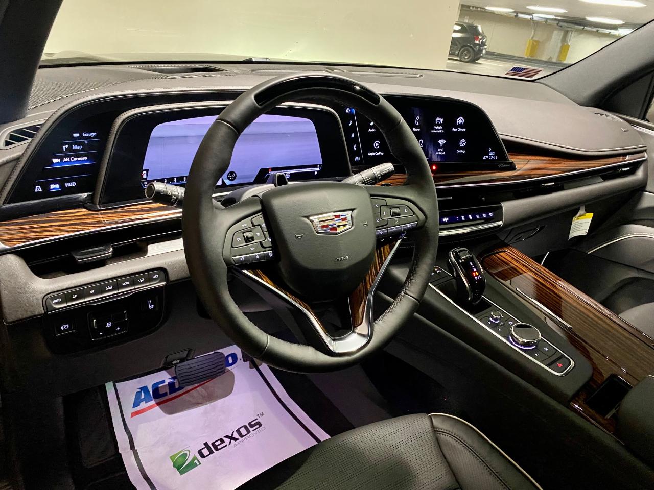 Cadillac Escalade ESV 4WD 4dr Premium Luxury 2023