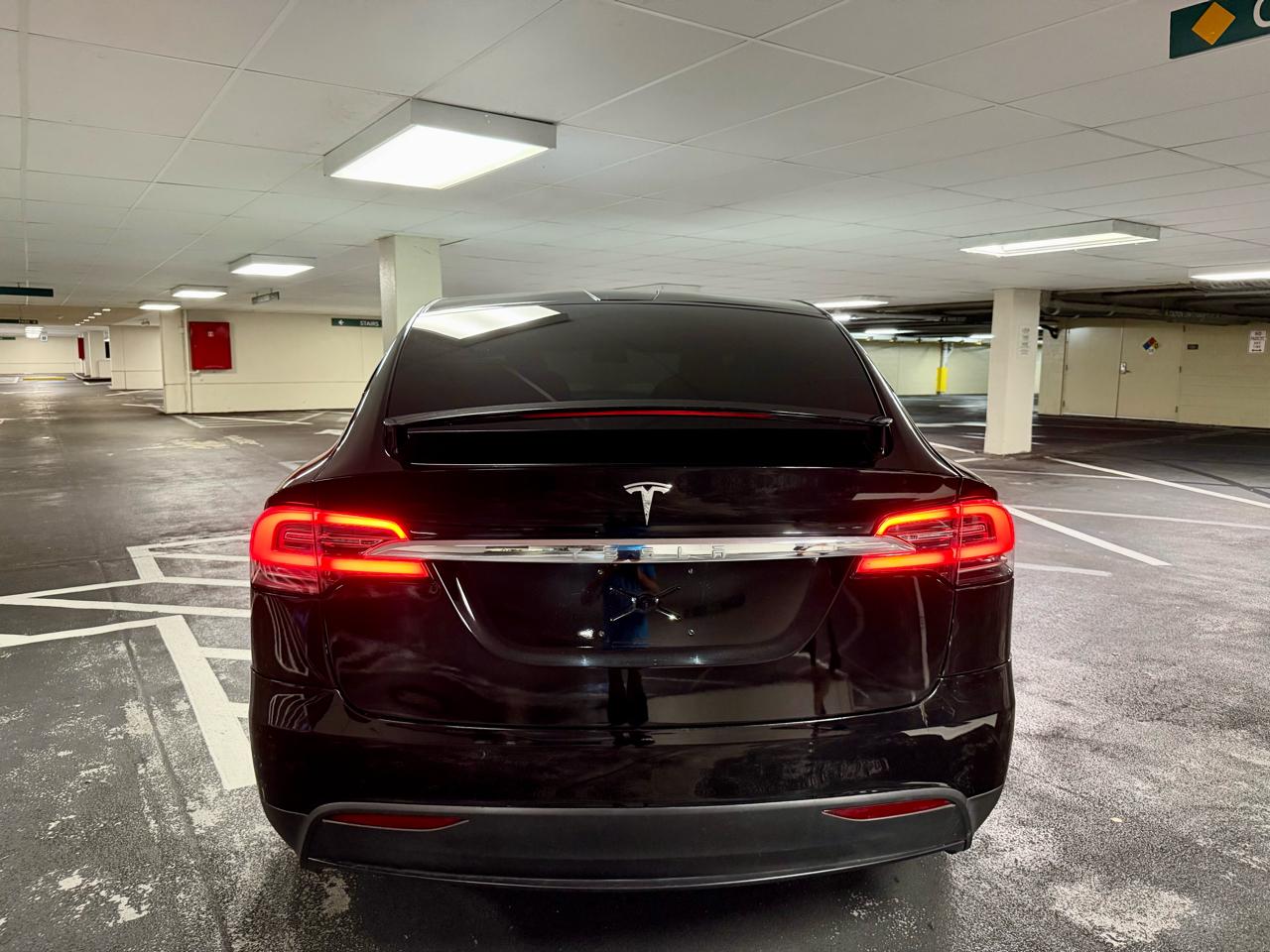 Tesla Model X Long Range AWD 2021