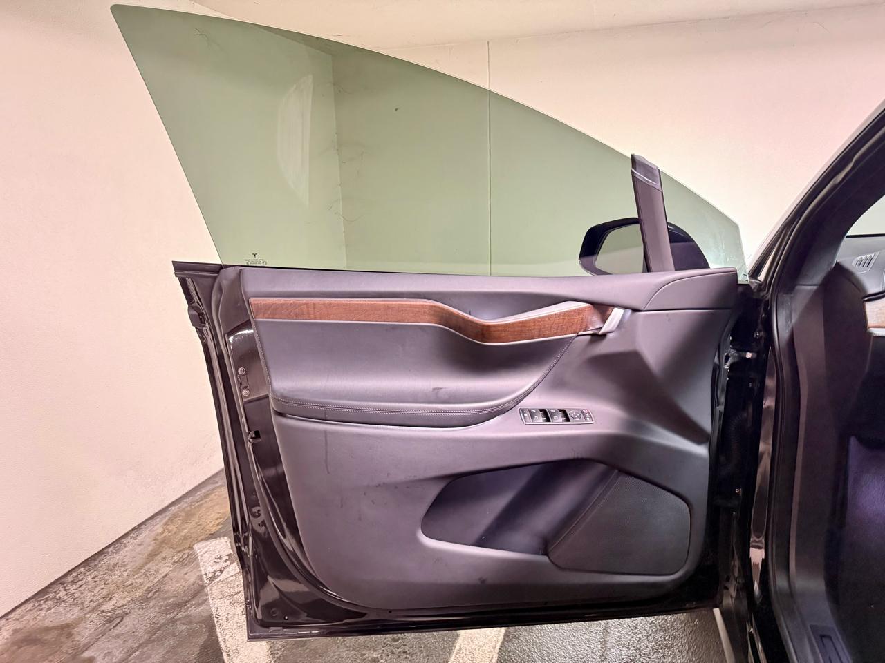 Tesla Model X Long Range AWD 2021