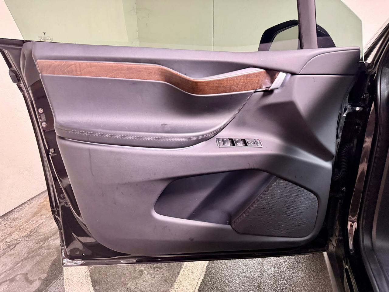 Tesla Model X Long Range AWD 2021