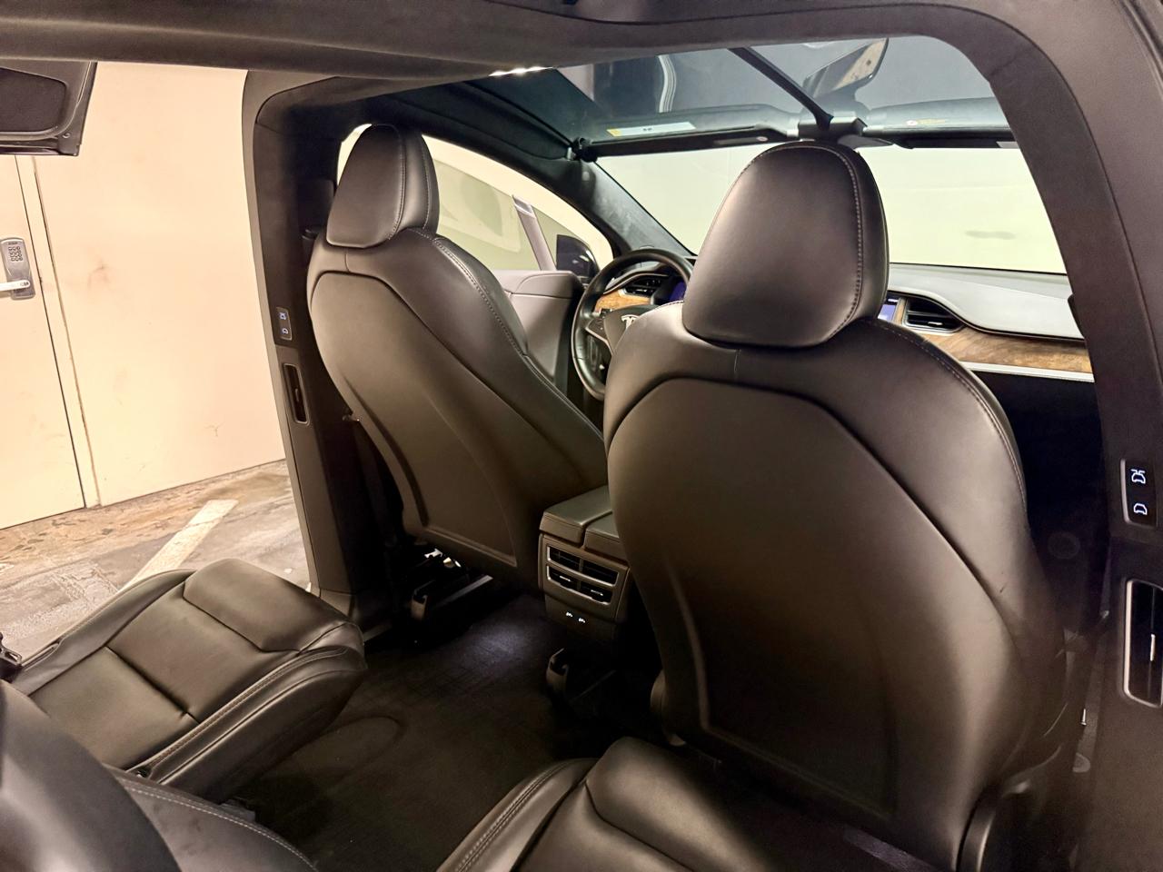 Tesla Model X Long Range AWD 2021