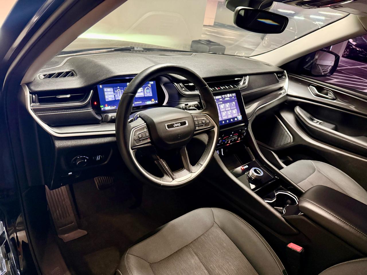 Jeep Grand Cherokee L Laredo 4x4 2022