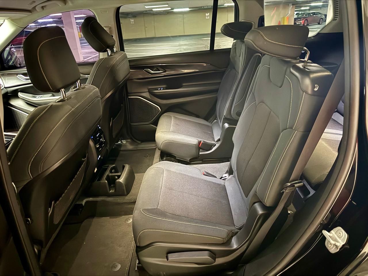 Jeep Grand Cherokee L Laredo 4x4 2022