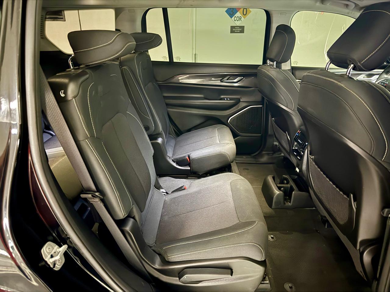 Jeep Grand Cherokee L Laredo 4x4 2022