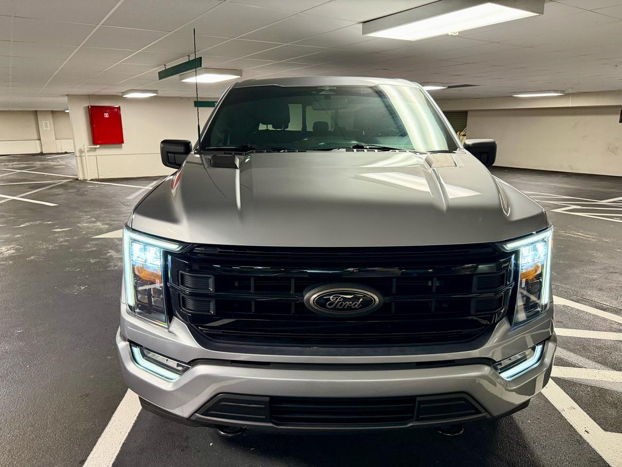 Ford F-150 4WD SuperCrew 145" XLT 2023