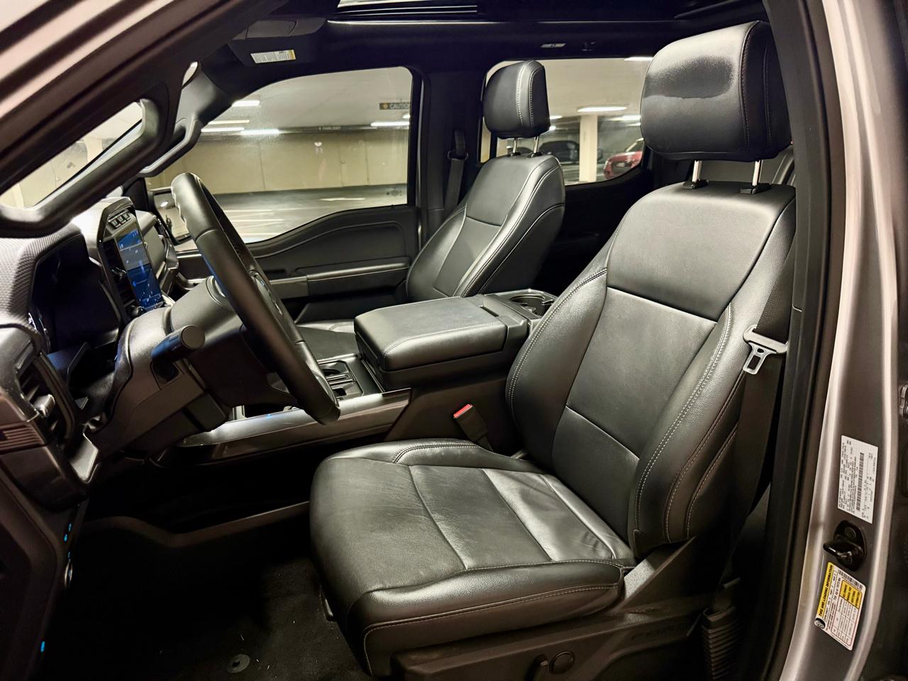 Ford F-150 4WD SuperCrew 145" XLT 2023