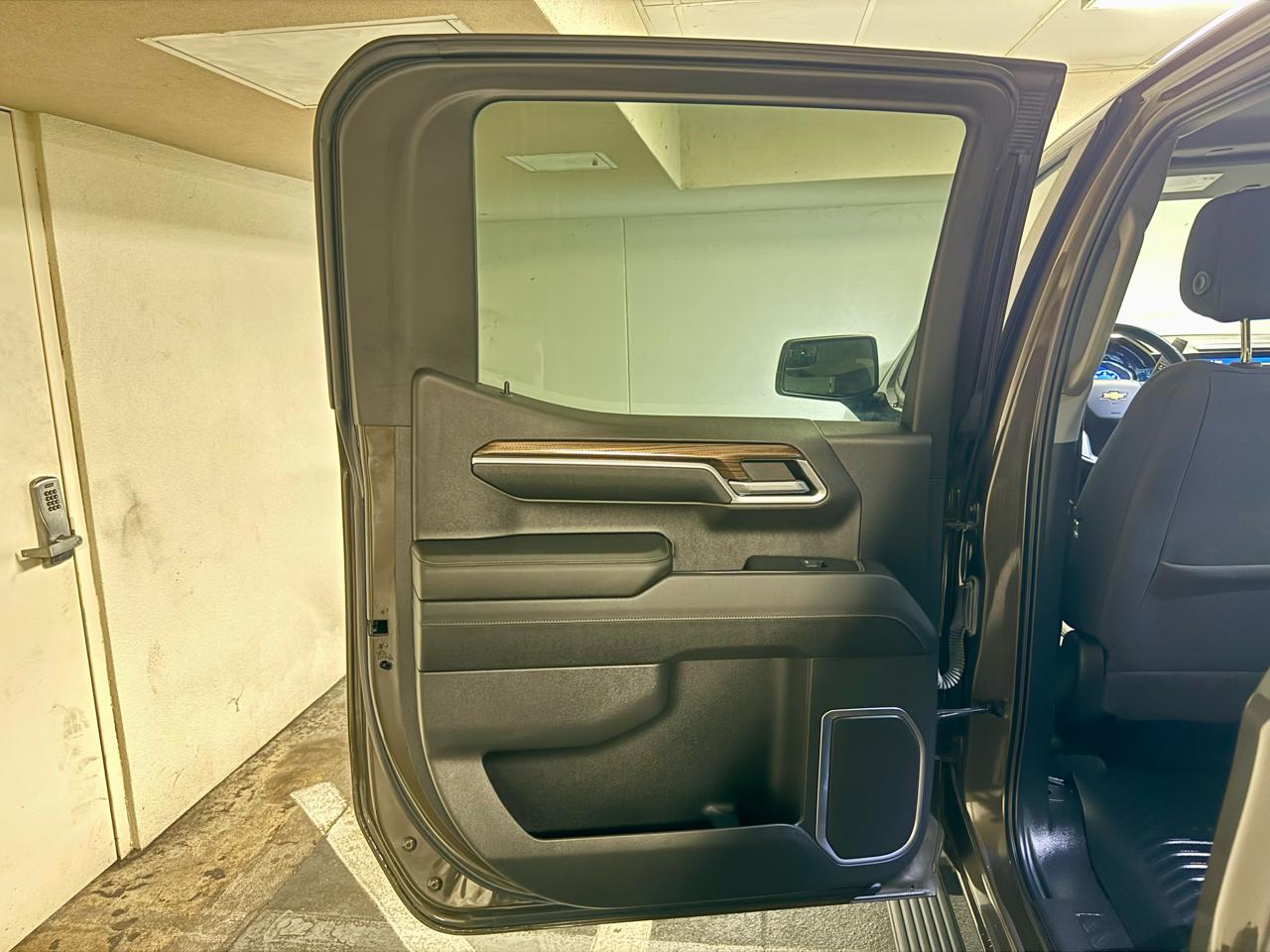 Chevrolet Silverado 1500 4WD Crew Cab 147" LT w/2FL 2023