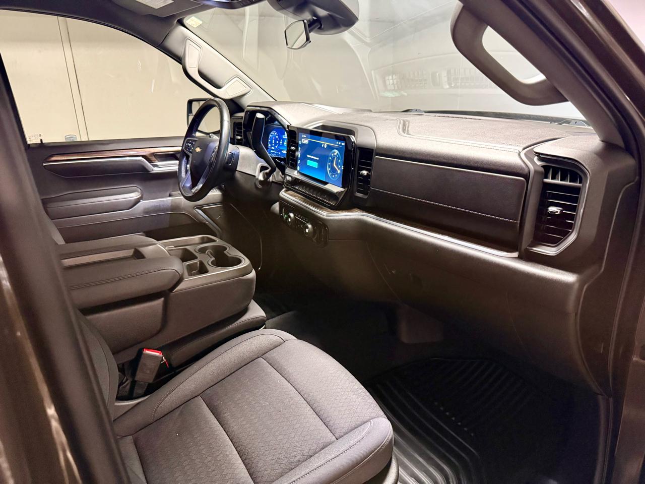 Chevrolet Silverado 1500 4WD Crew Cab 147" LT w/2FL 2023