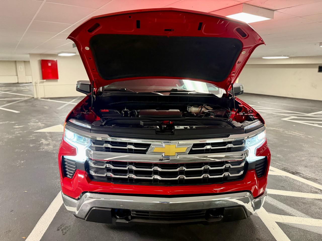 Chevrolet Silverado 1500 4WD Crew Cab 147" LT w/1LT 2024