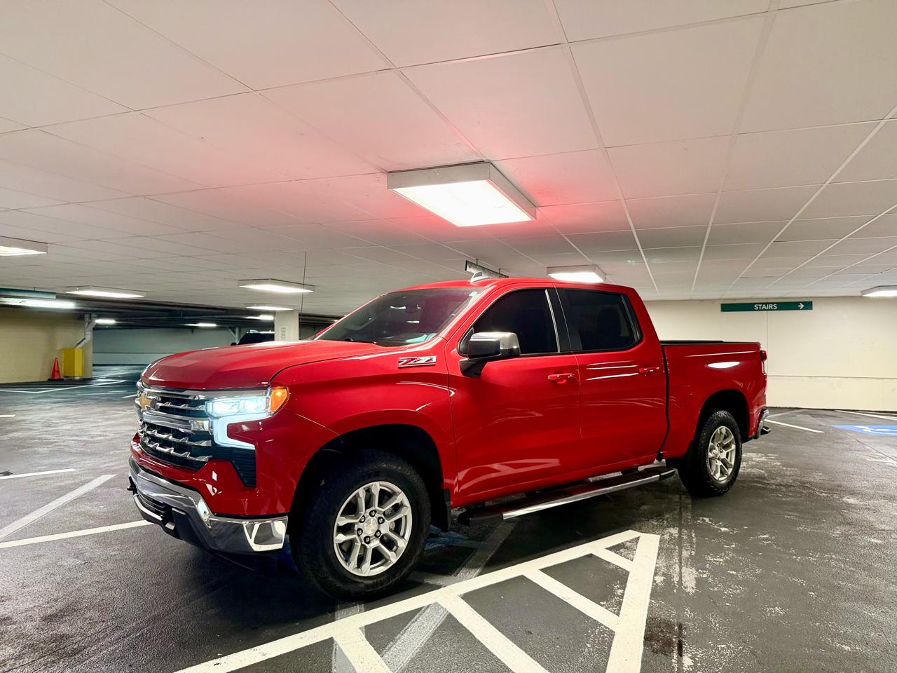 Chevrolet Silverado 1500 4WD Crew Cab 147" LT w/1LT 2024