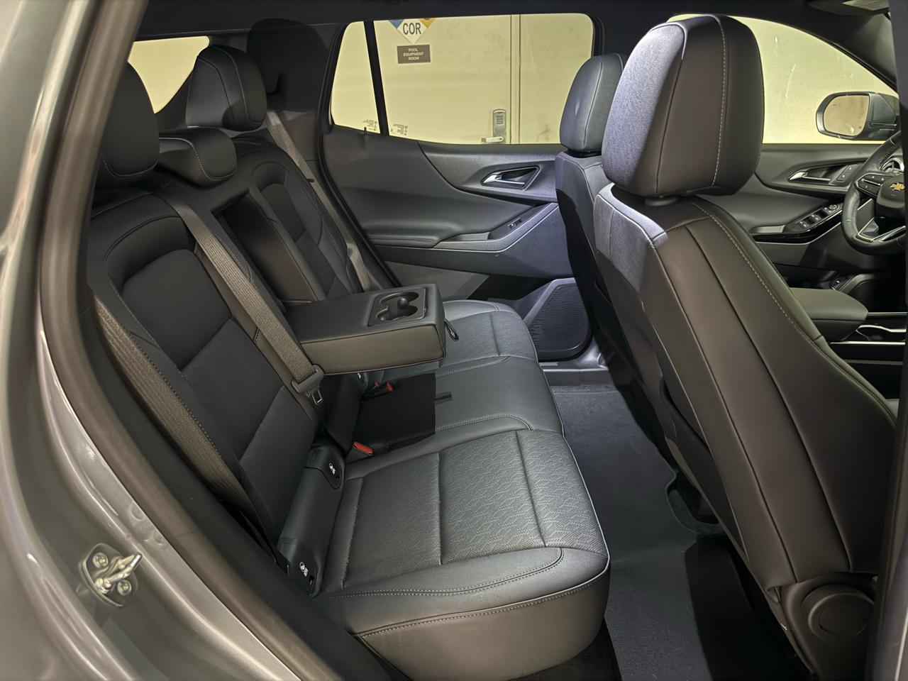 Chevrolet Equinox FWD 4dr LT w/1LT 2025