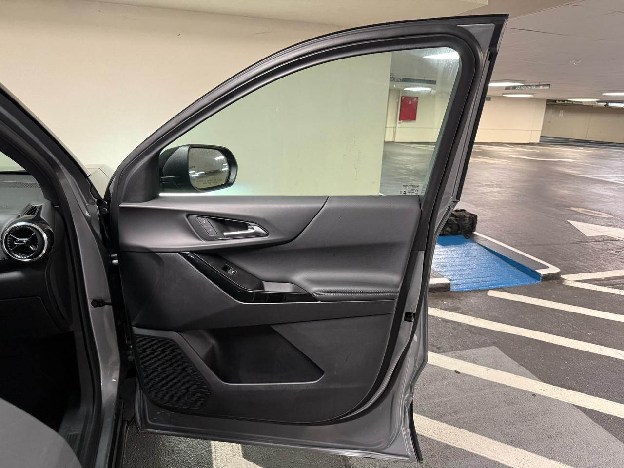 Chevrolet Equinox FWD 4dr LT w/1LT 2025