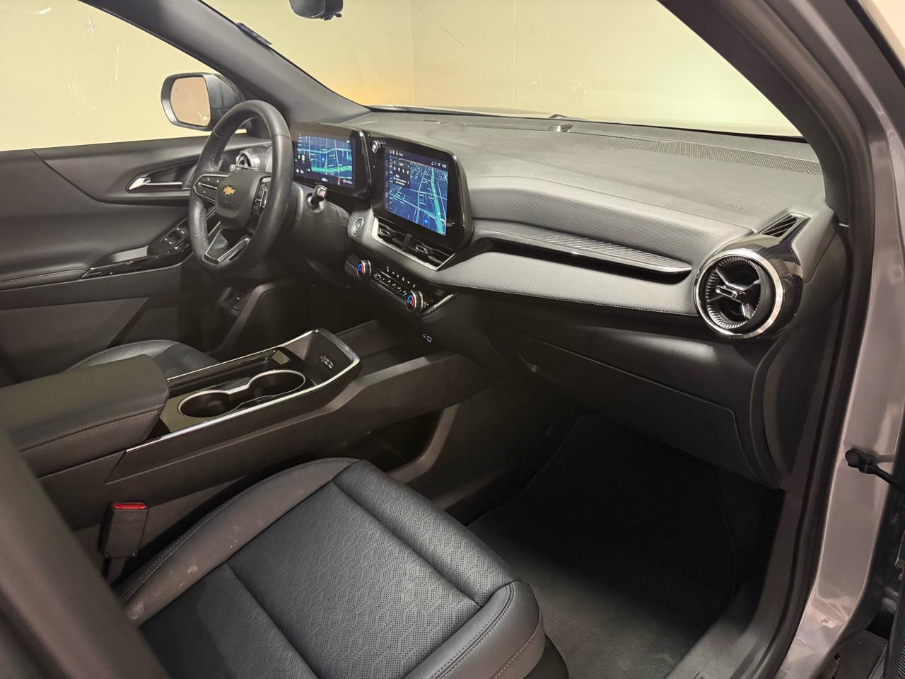 Chevrolet Equinox FWD 4dr LT w/1LT 2025