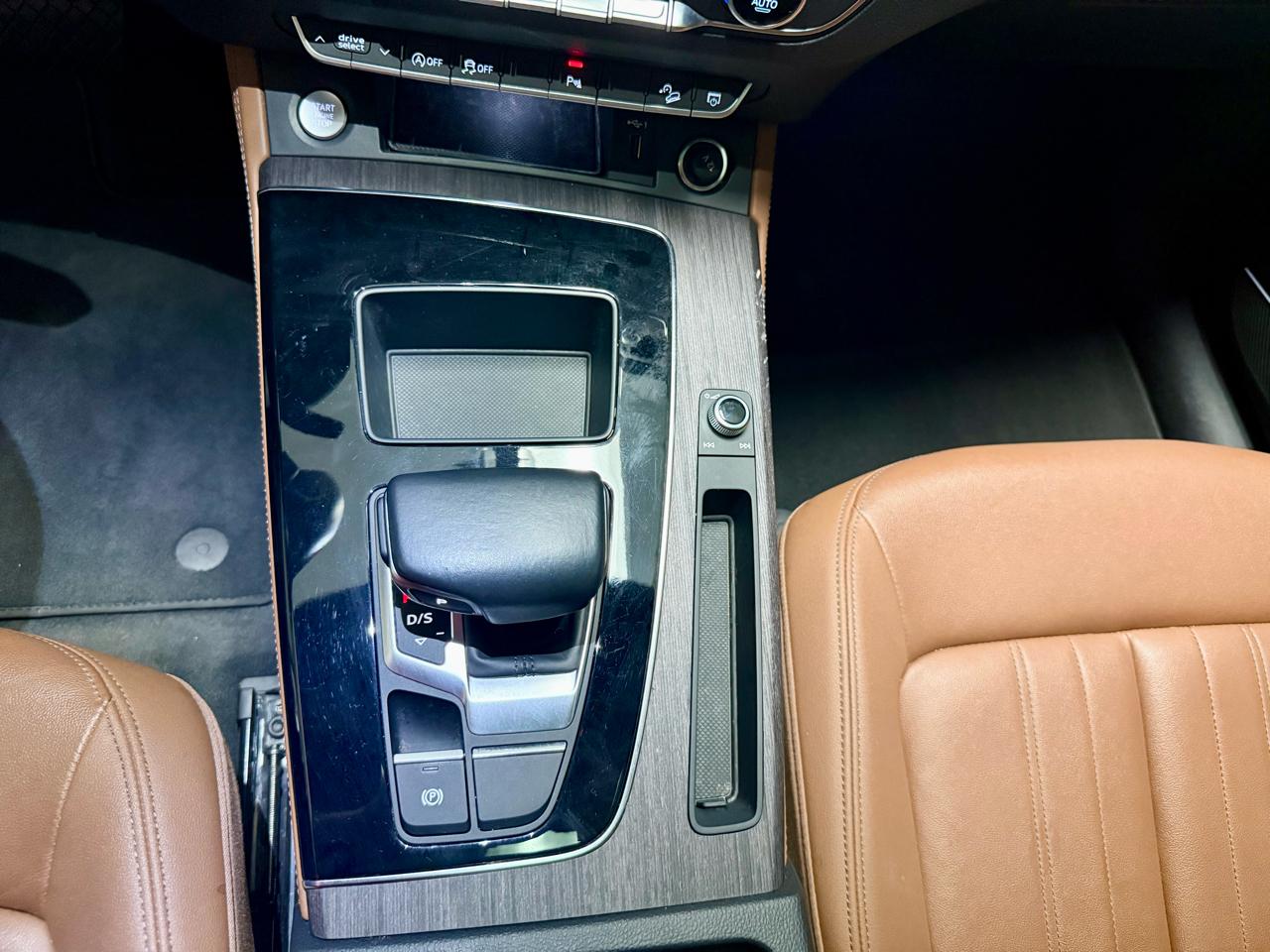 Audi Q5 S line Premium Plus 45 TFSI quattro 2022