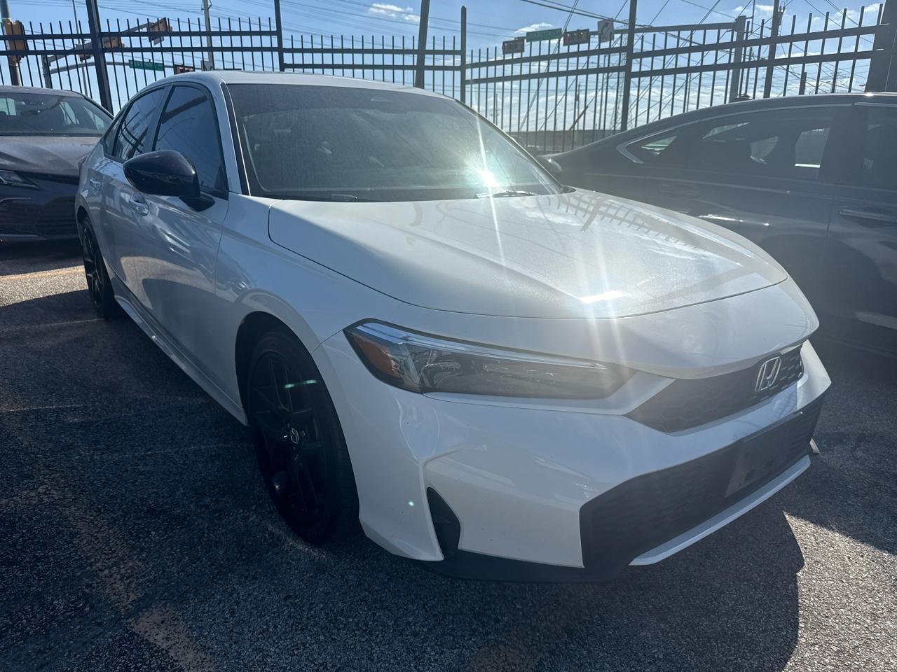 View vehicle photo 2