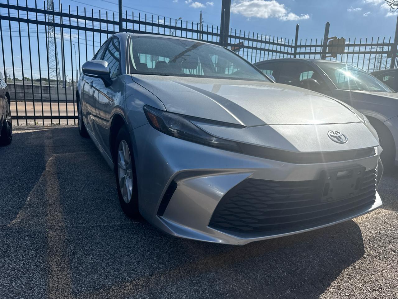 View vehicle photo 2