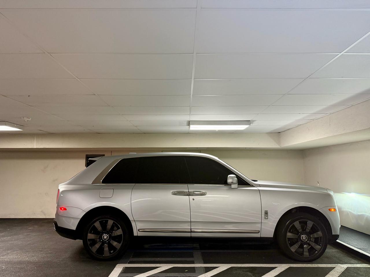 Rolls-Royce Cullinan Sport Utility 2019