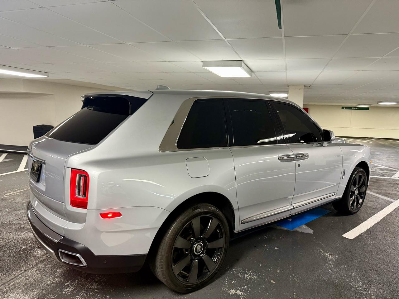 Rolls-Royce Cullinan Sport Utility 2019