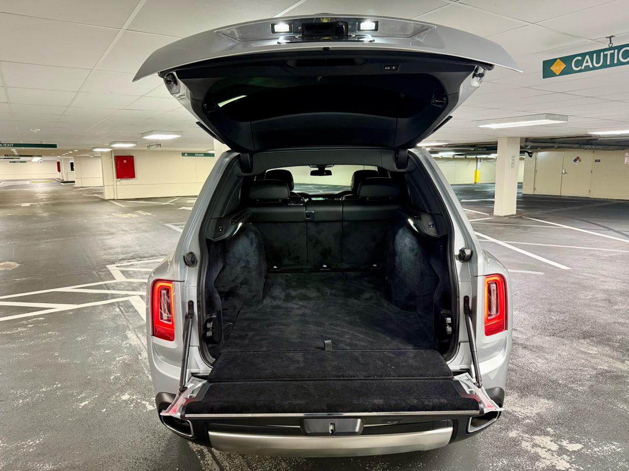 Rolls-Royce Cullinan Sport Utility 2019