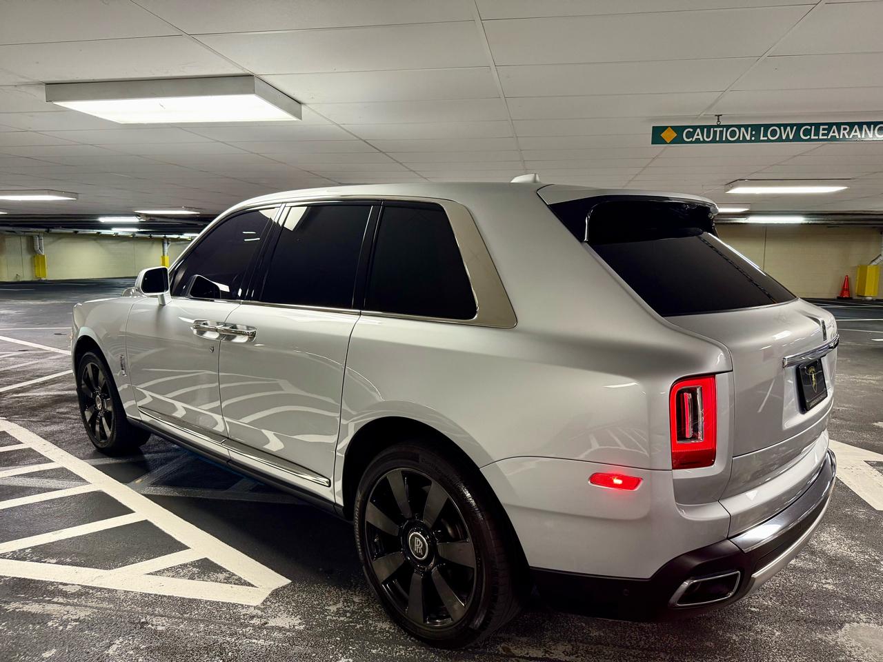 Rolls-Royce Cullinan Sport Utility 2019