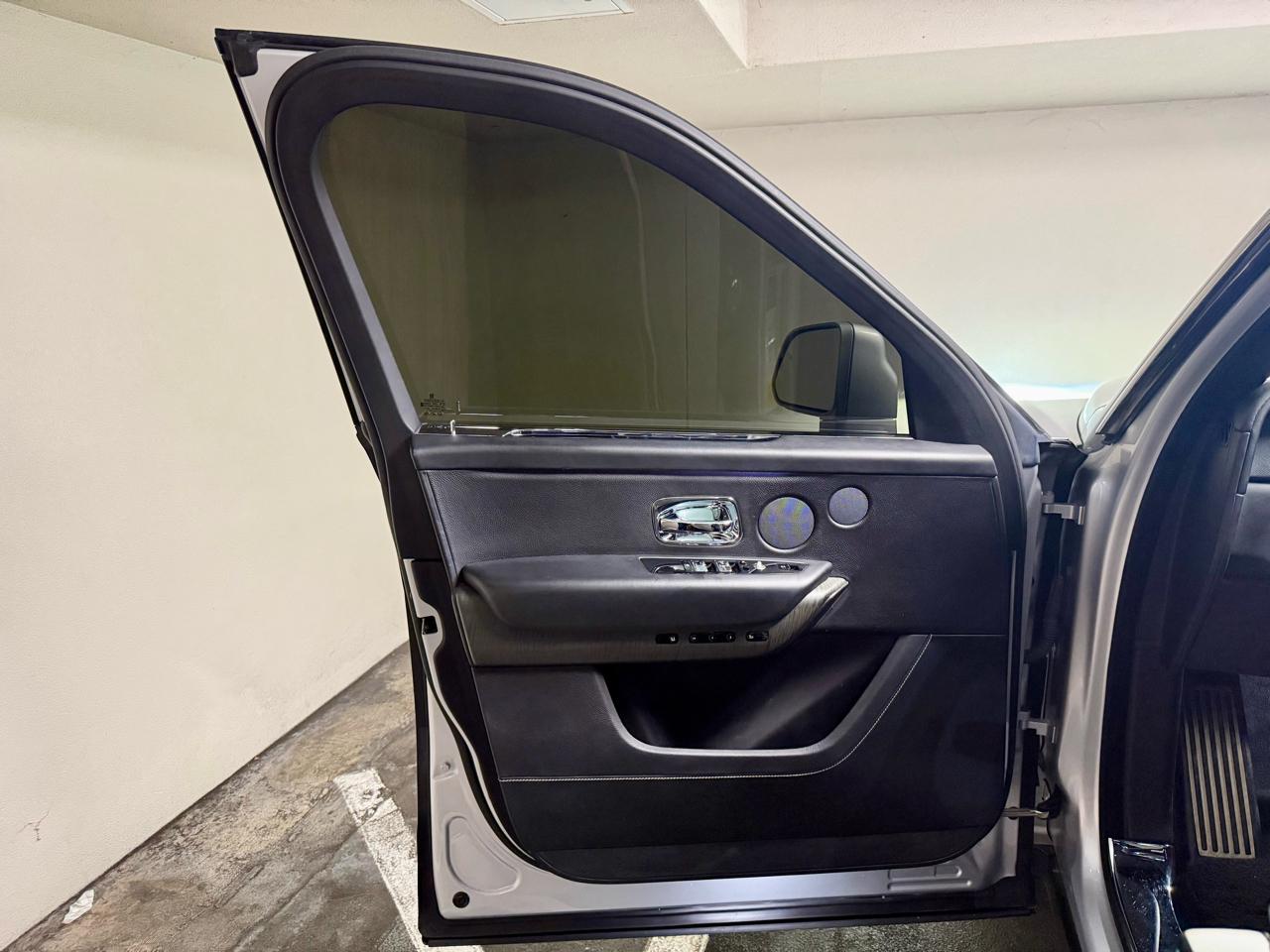 Rolls-Royce Cullinan Sport Utility 2019