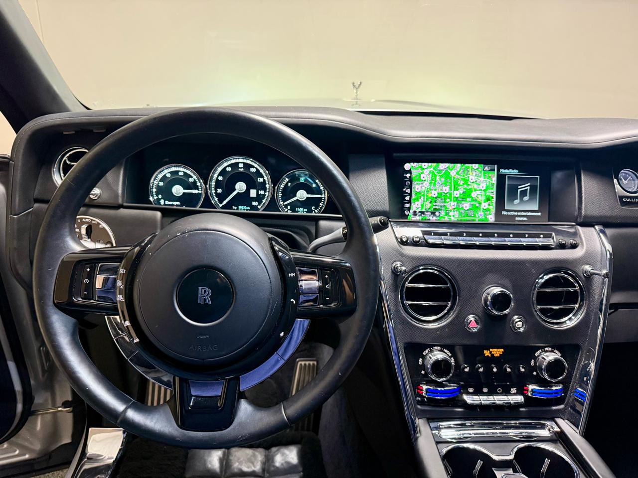 Rolls-Royce Cullinan Sport Utility 2019