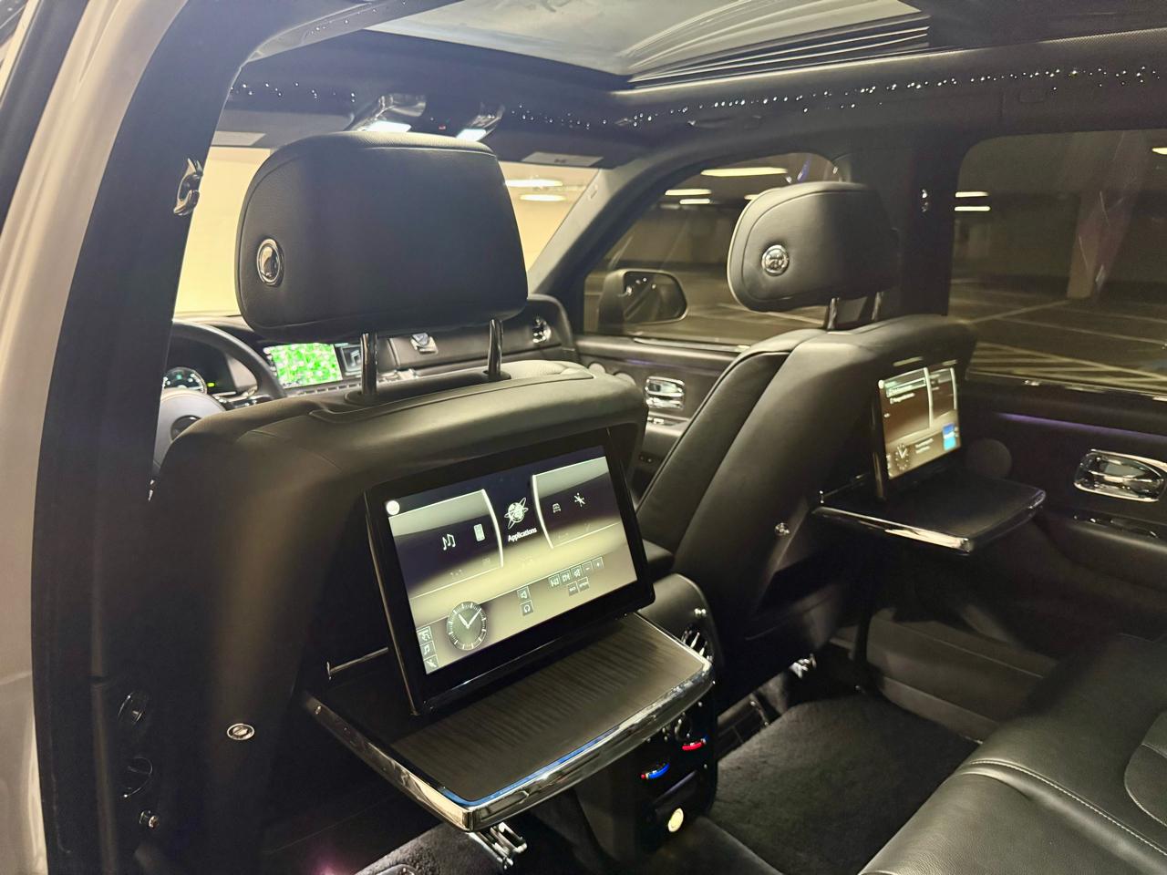 Rolls-Royce Cullinan Sport Utility 2019