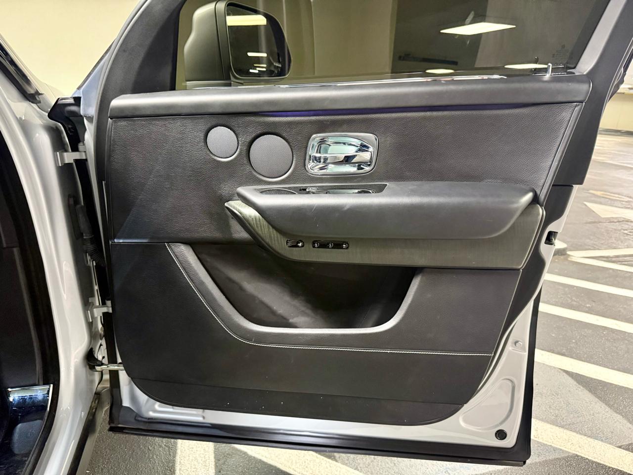 Rolls-Royce Cullinan Sport Utility 2019