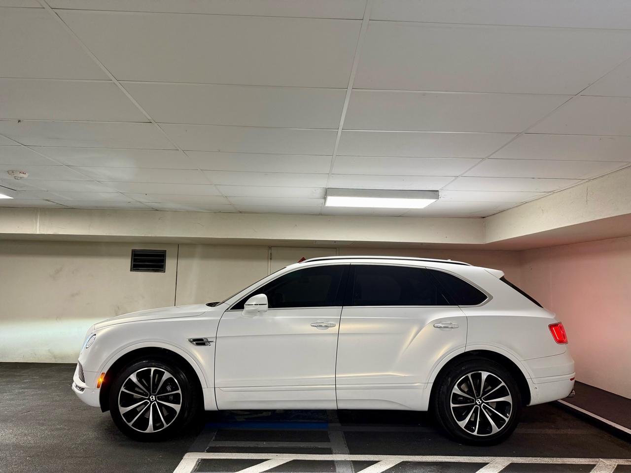 Bentley Bentayga V8 AWD 2019