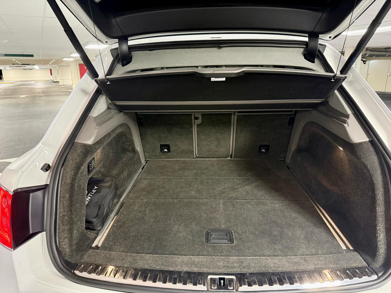 Bentley Bentayga V8 AWD 2019