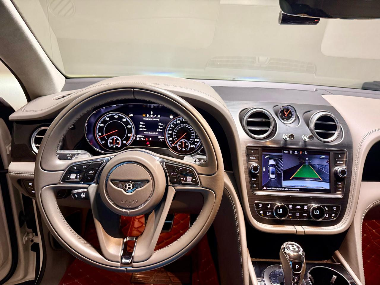 Bentley Bentayga V8 AWD 2019