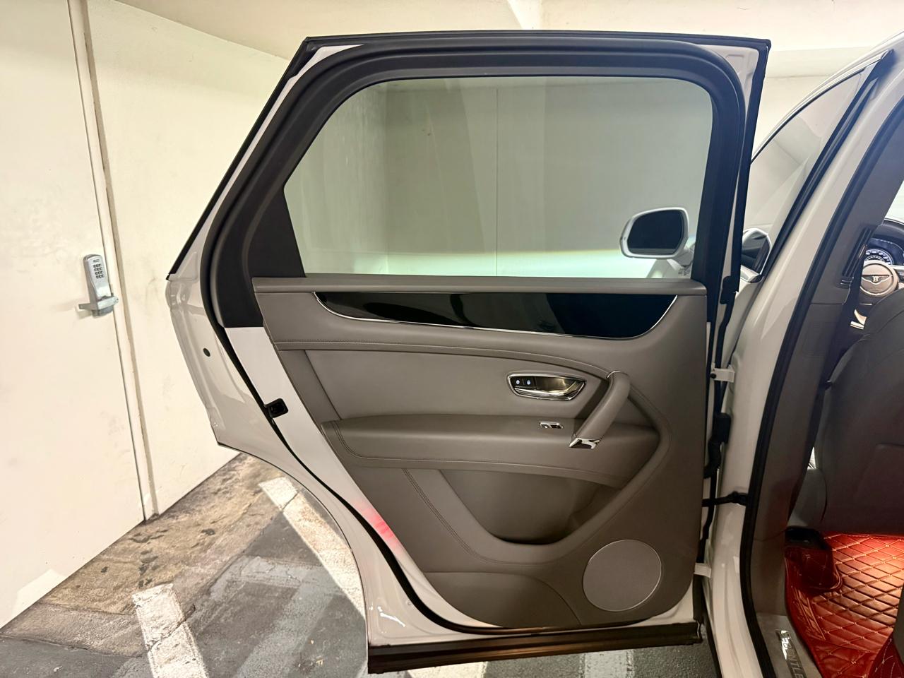 Bentley Bentayga V8 AWD 2019