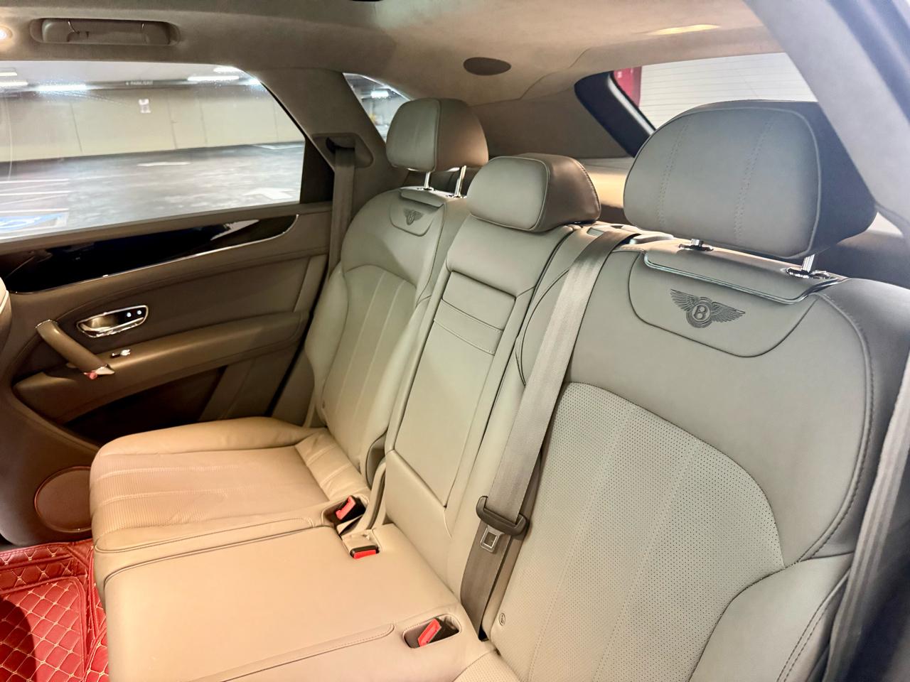 Bentley Bentayga V8 AWD 2019