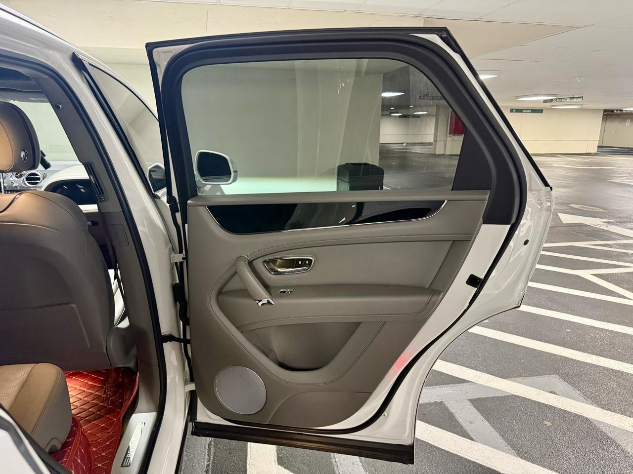 Bentley Bentayga V8 AWD 2019