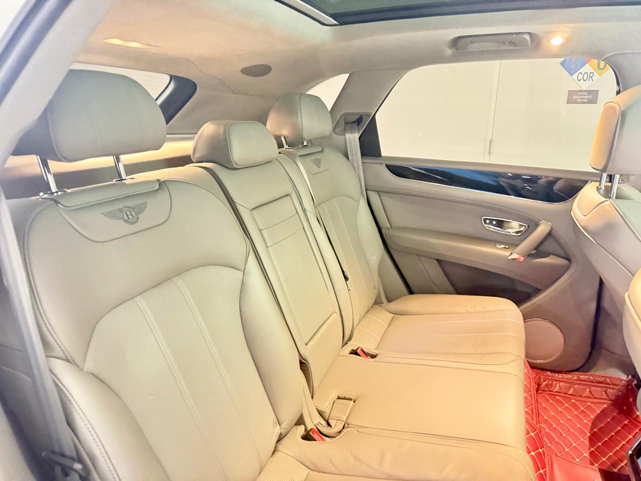 Bentley Bentayga V8 AWD 2019