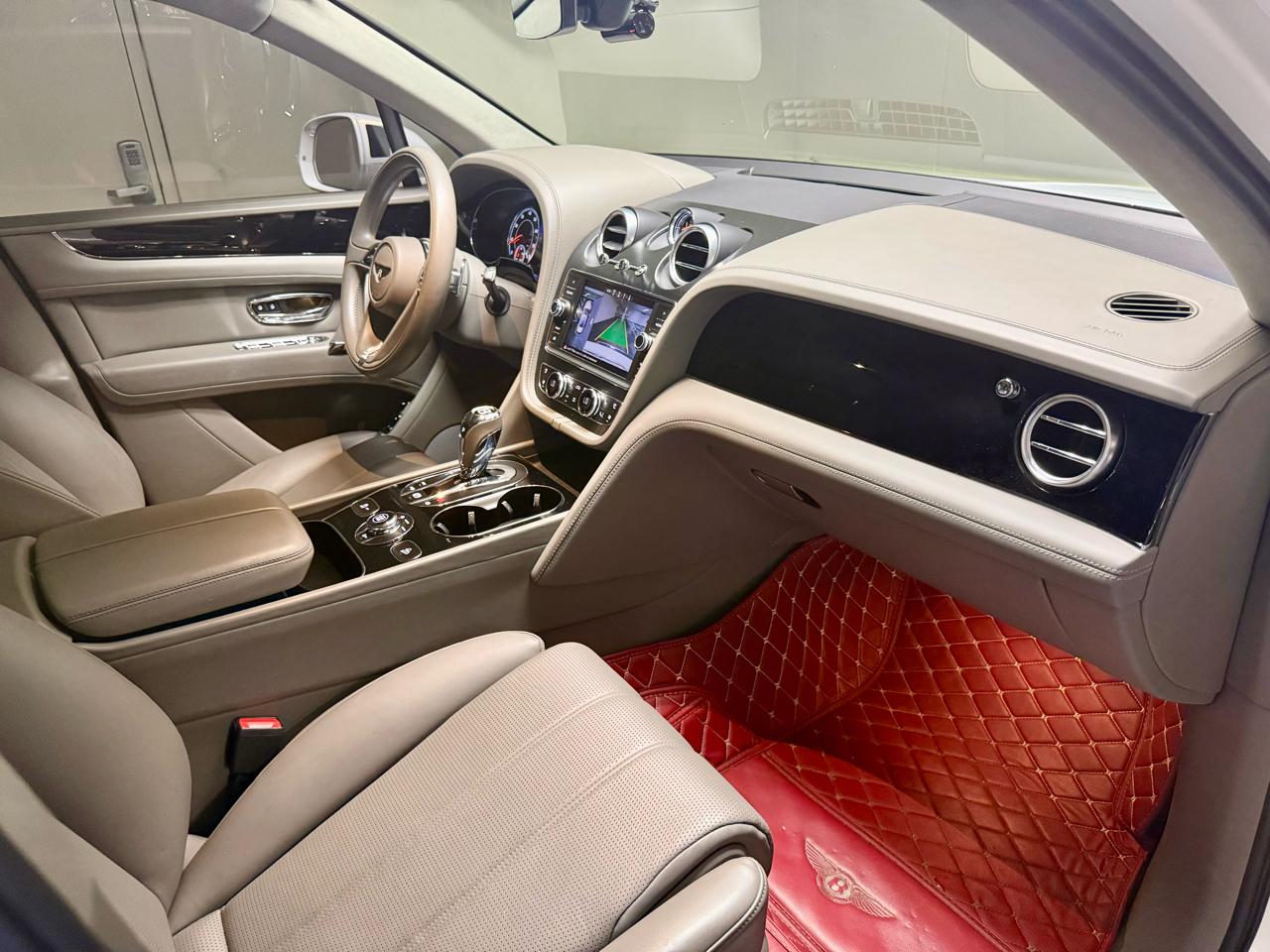 Bentley Bentayga V8 AWD 2019