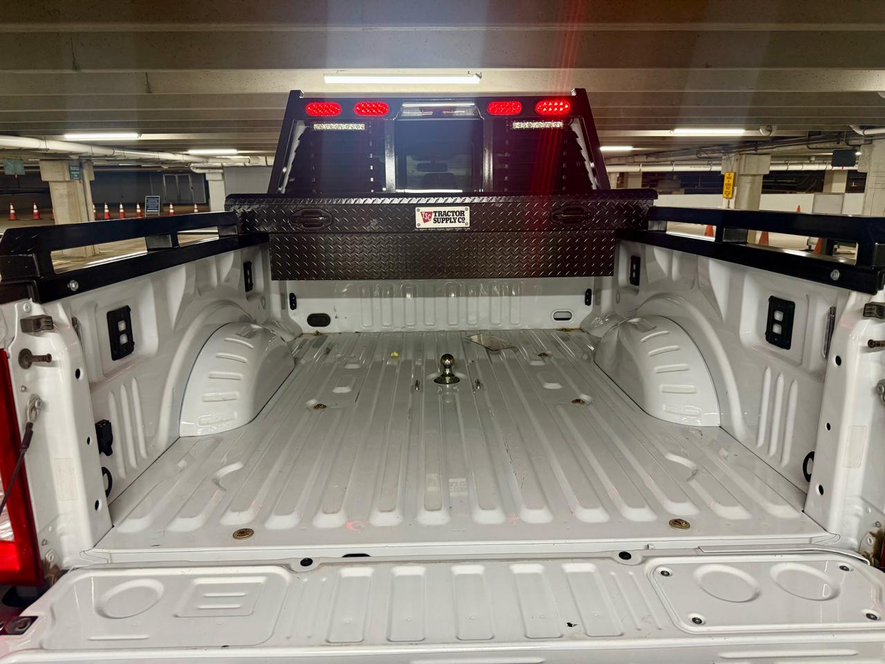 Ford Super Duty F-250 SRW Lariat 4WD Crew Cab 8' Box 2024