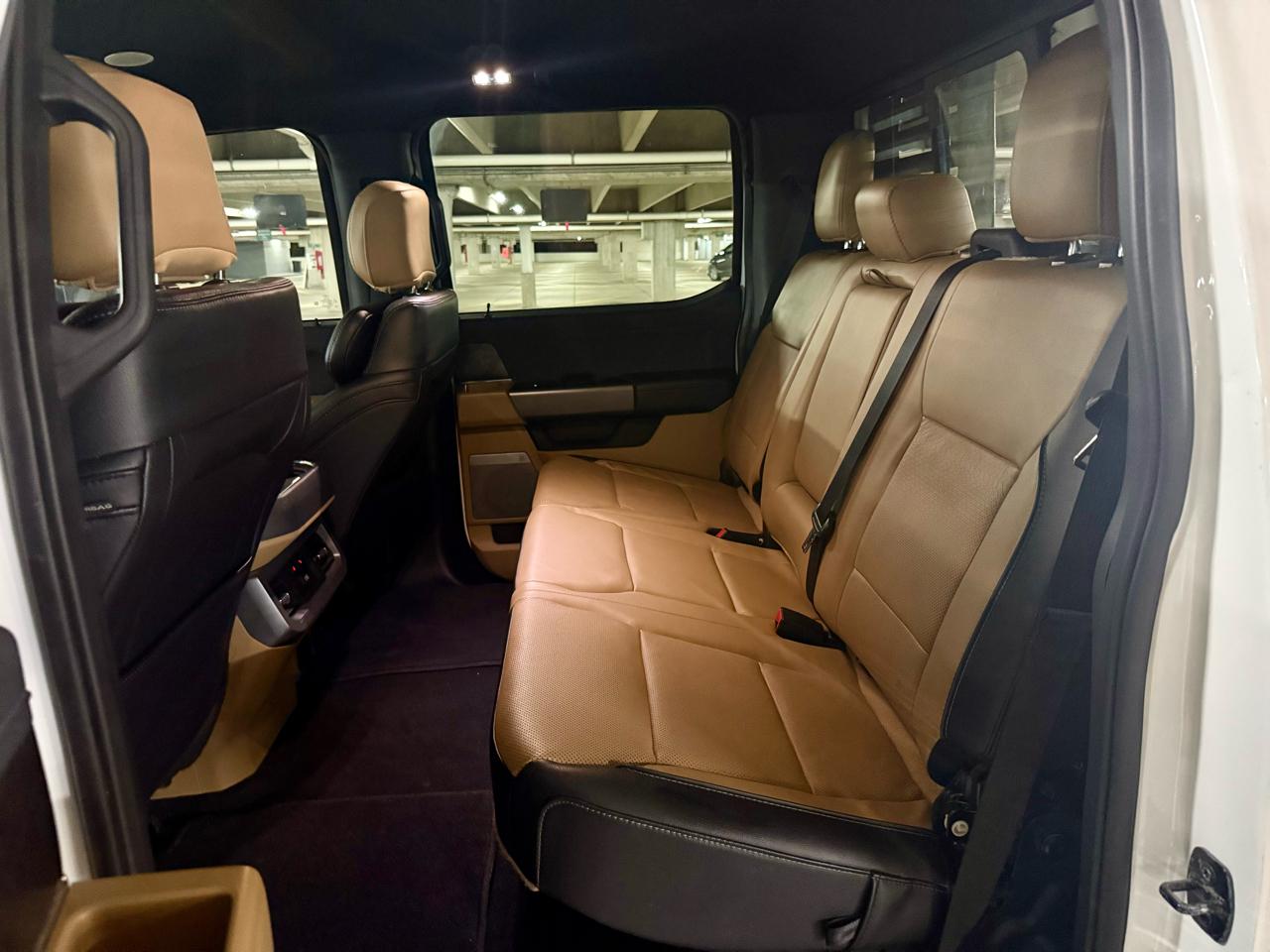 Ford Super Duty F-250 SRW Lariat 4WD Crew Cab 8' Box 2024