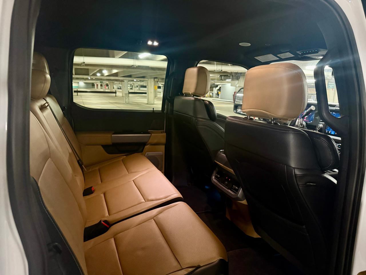 Ford Super Duty F-250 SRW Lariat 4WD Crew Cab 8' Box 2024