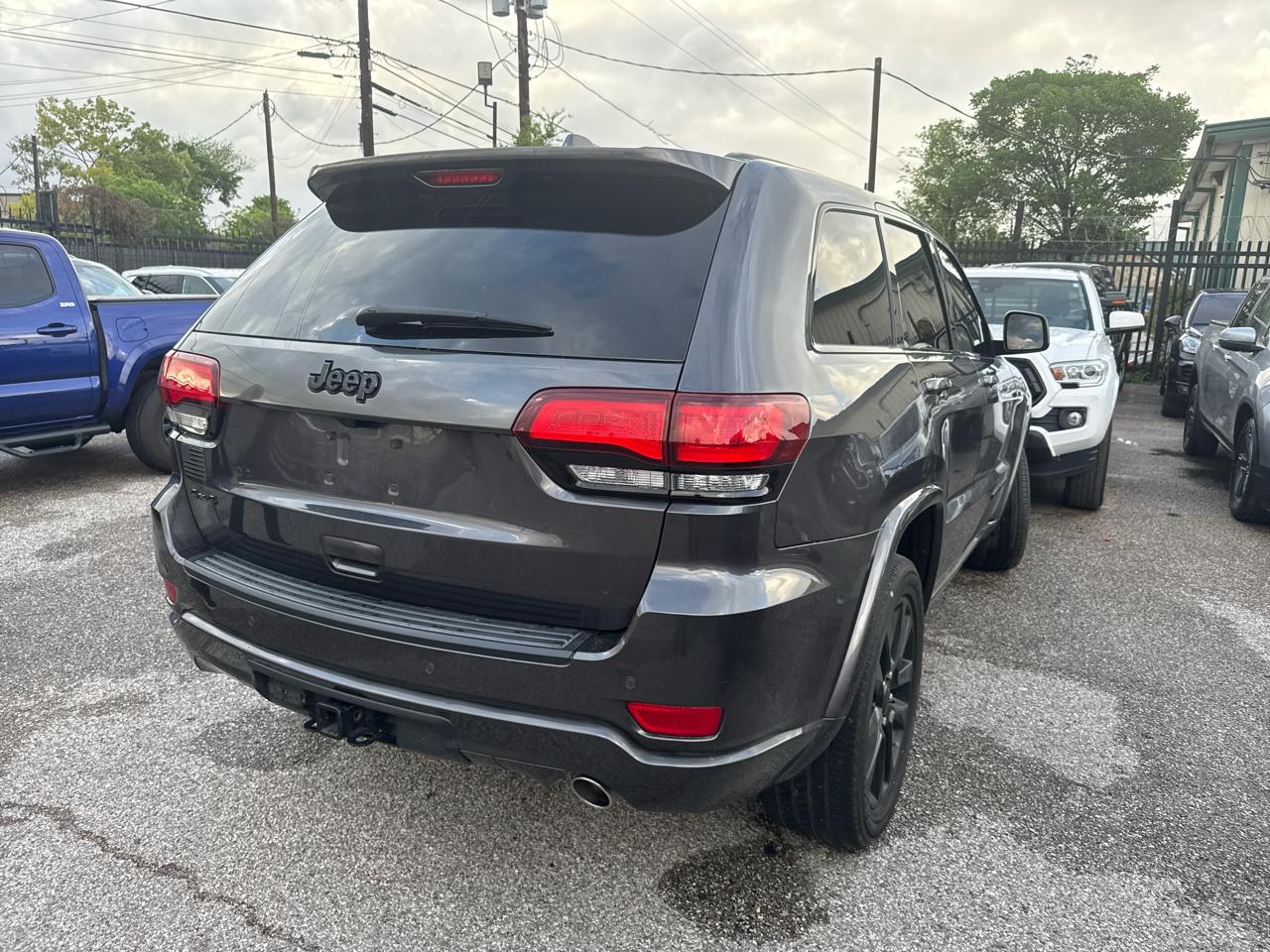 Jeep Grand Cherokee Laredo X 4x4 2021