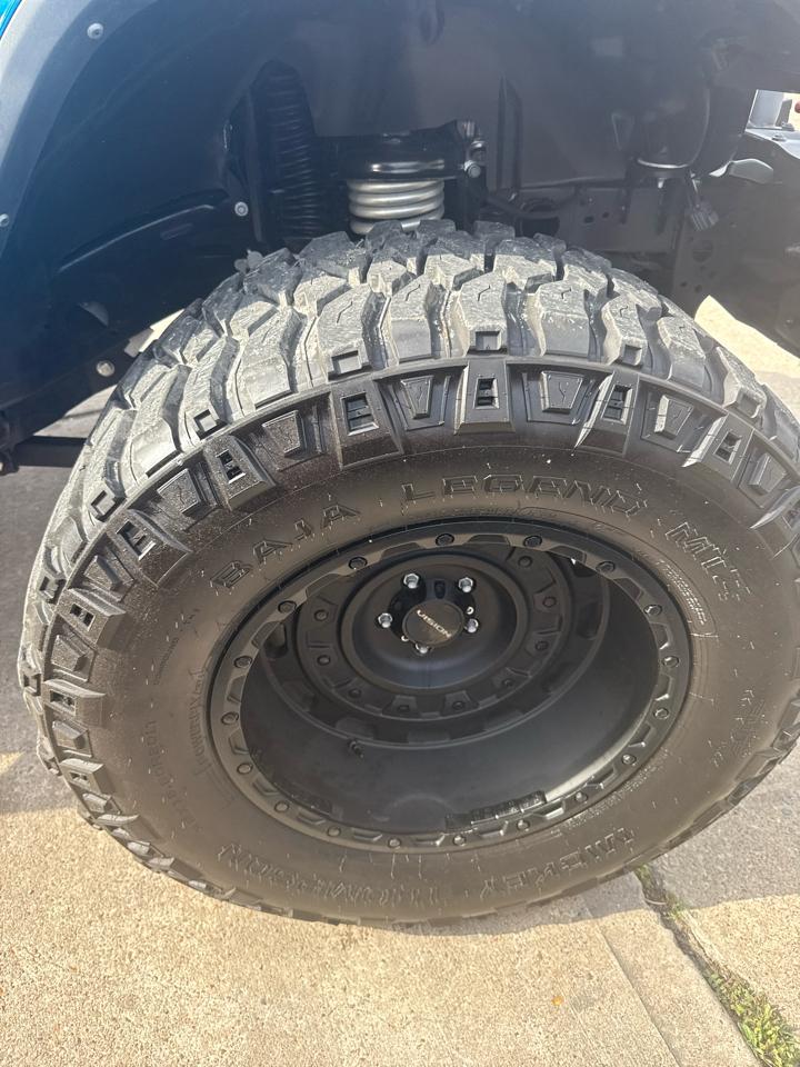 Jeep Gladiator Willys 4x4 2022